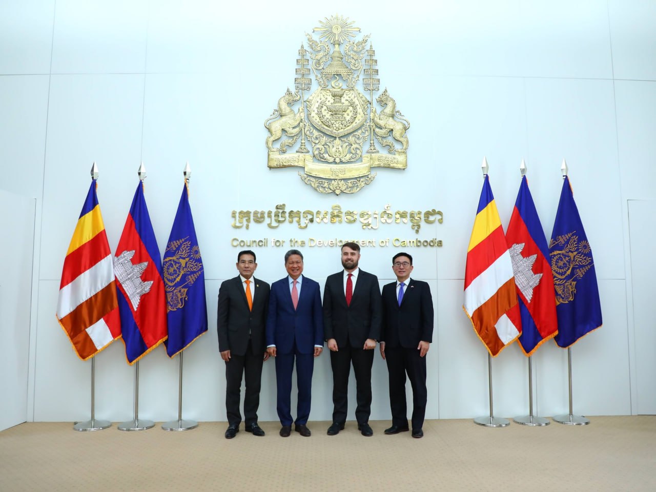 អាម៉េរិក បន្តគាំទ្រ និងសហការយ៉ាងជិតស្និទ្ធជាមួយកម្ពុជា ក្នុងការលើកកម្ពស់សន្តិភាពក្នុងតំបន់