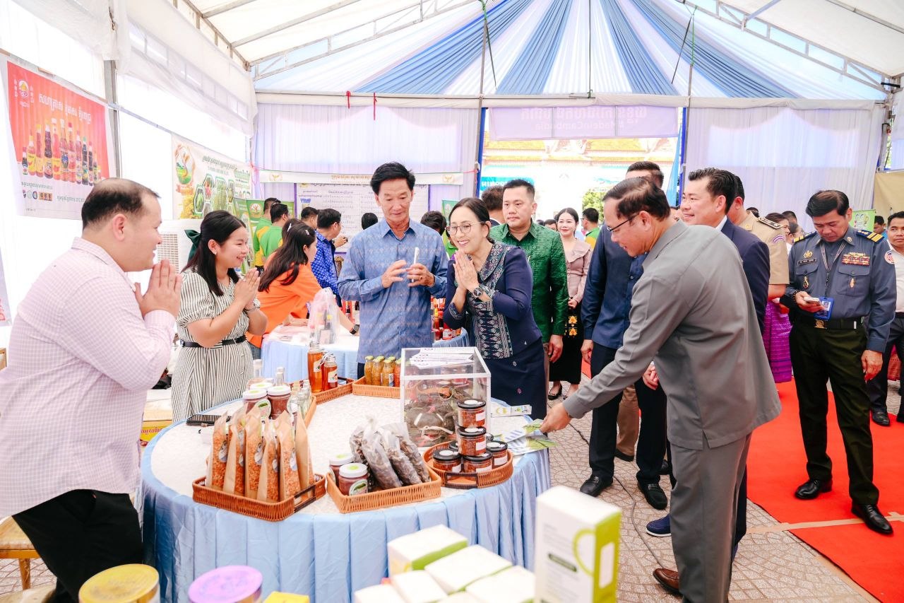 លោកស្រី តោ ពិឡា រដ្ឋលេខាធិការ ក្រសួងពាណិជ្ជកម្ម បើកយុទ្ធនាការធំ «ផលិតផលជាតិ Made in Cambodia» ដើម្បីលើកកម្ពស់ស្នាដៃកូនខ្មែរ និងពង្រីកទីផ្សារ SMEs‎