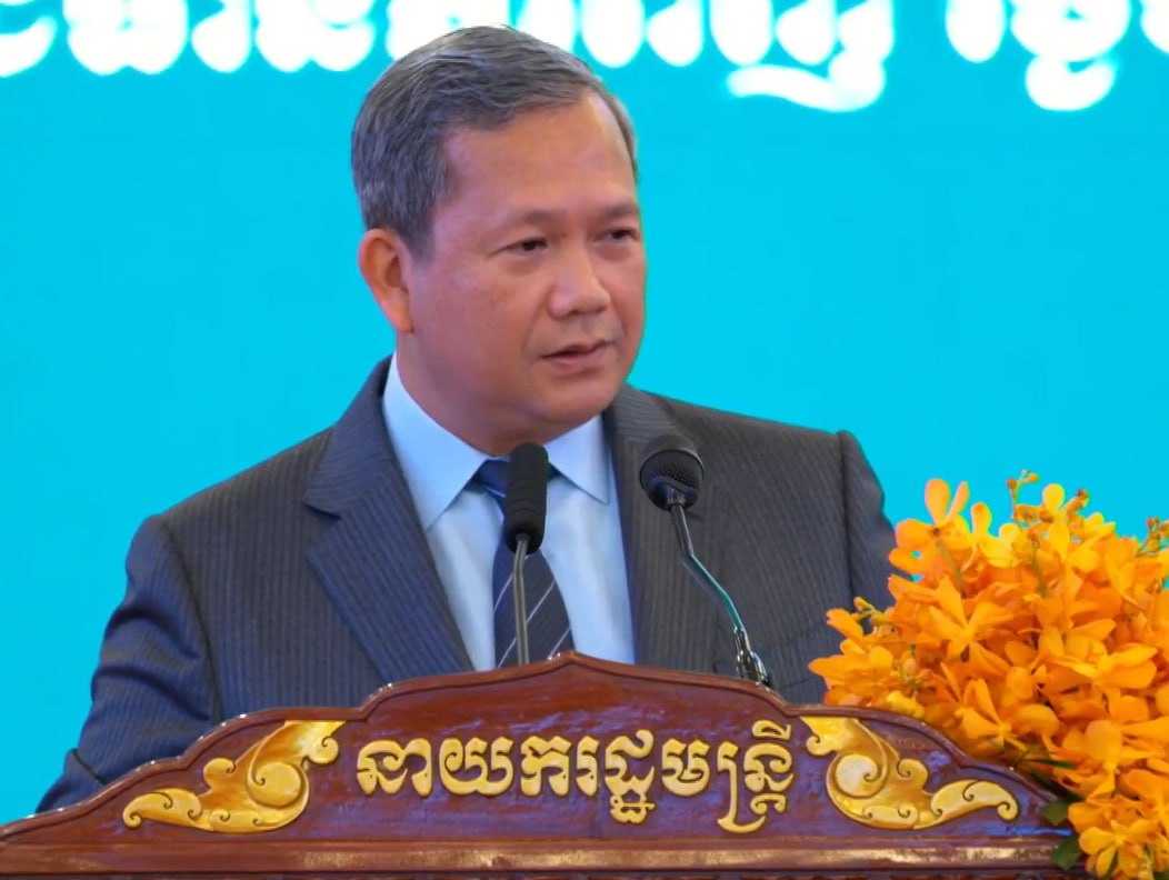 សម្ដេចធិបតី ៖ ការកសាងធនធានមនុស្ស ជាកត្តាសំខាន់ ត្រូវយកចិត្តទុកដាក់សុខភាព តាំងពីកើតដល់ស្លាប់