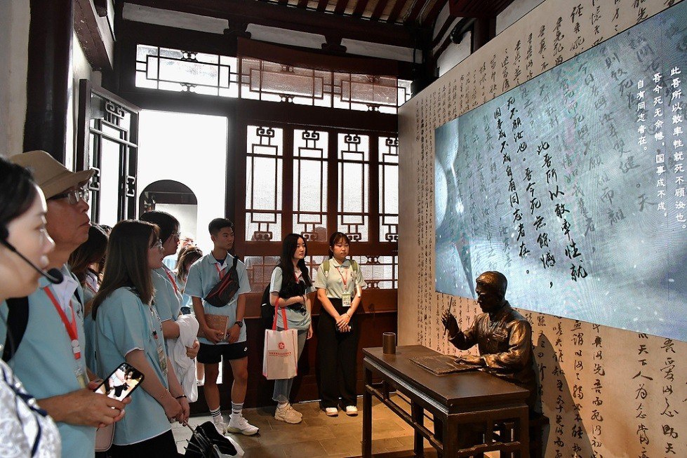 លោកXi Jinping យកចិត្តទុកដាក់ និងជំរុញការអភិរក្ស បេតិកភ័ណ្ណវប្បធម៌ចិន