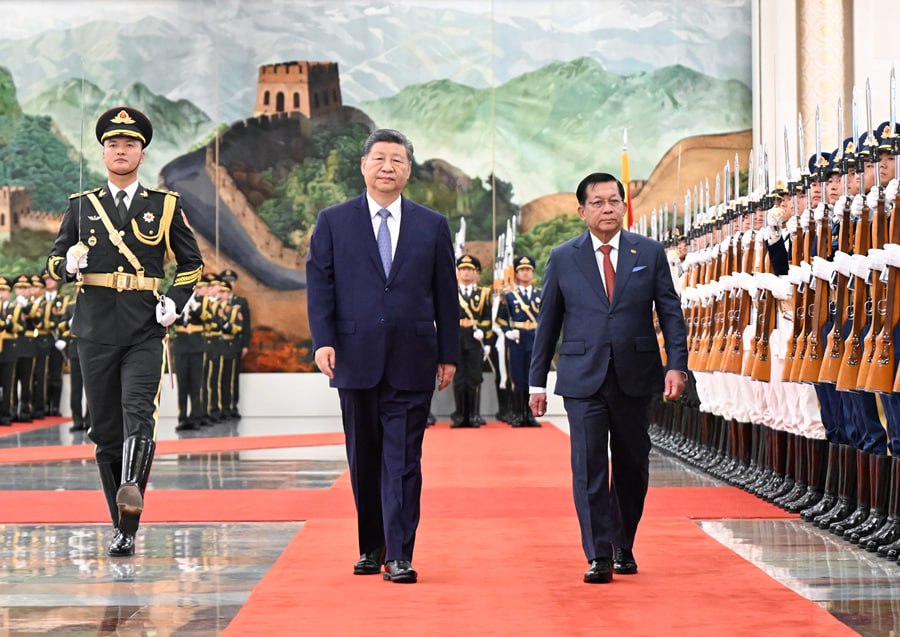 លោកXi Jinping ប្រធានរដ្ឋចិន ជួបពិភាក្សាការងារ ជាមួយលោក មីន អ៊ុង ឡាំង ប្រធានាធិបតីមីយ៉ាន់ម៉ា